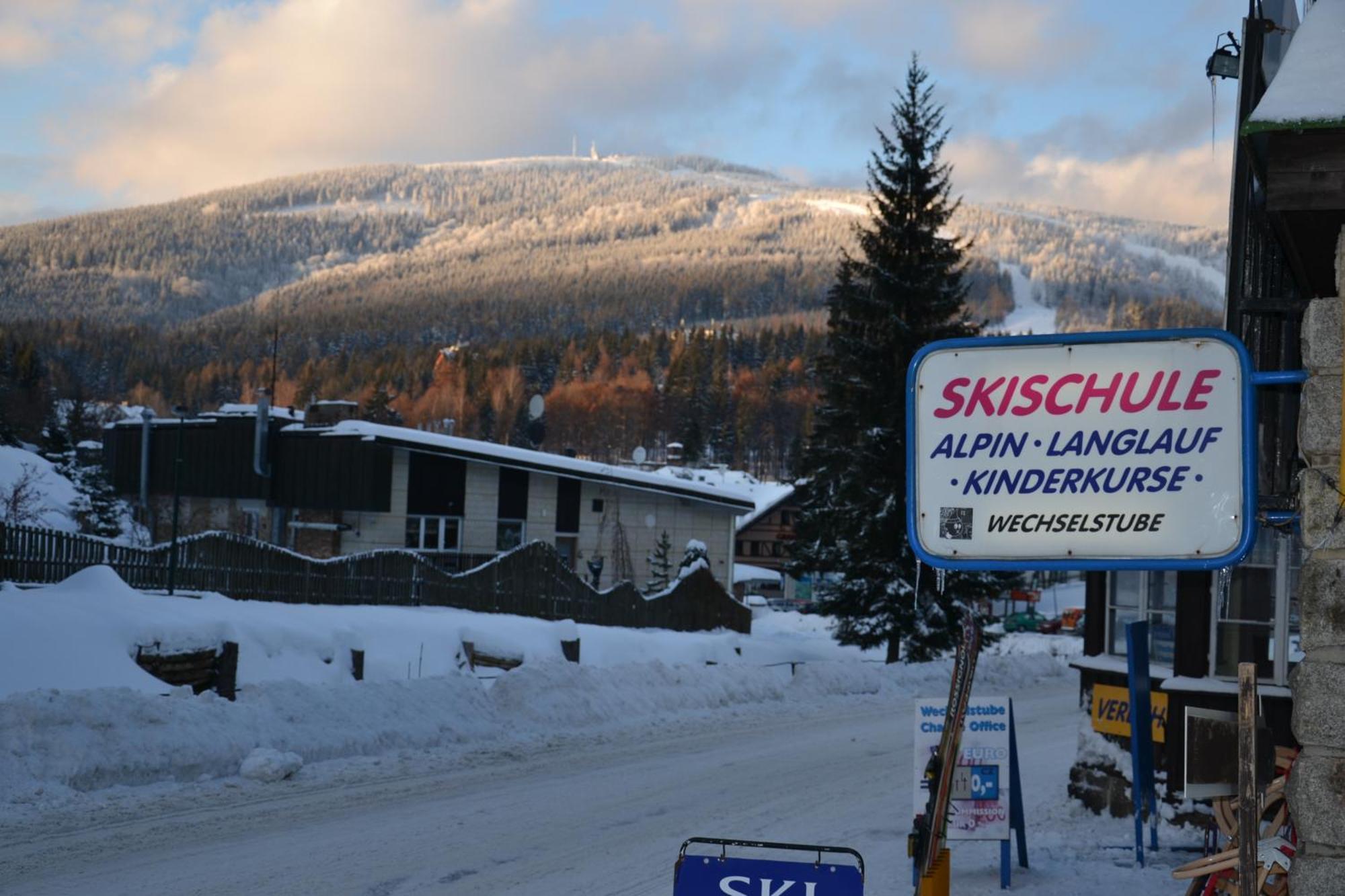 Hostel Fortuna Špindlerŭv Mlýn Eksteriør bilde