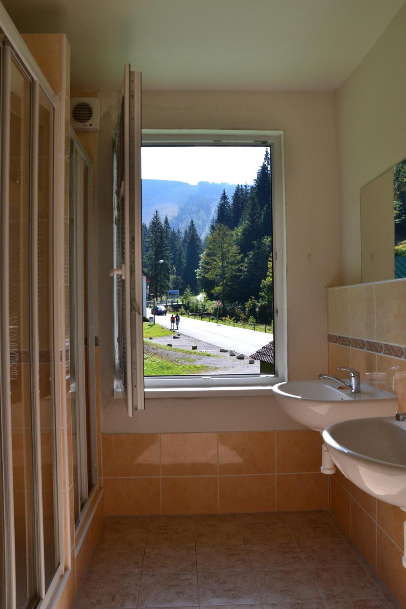 Hostel Fortuna Špindlerŭv Mlýn Eksteriør bilde