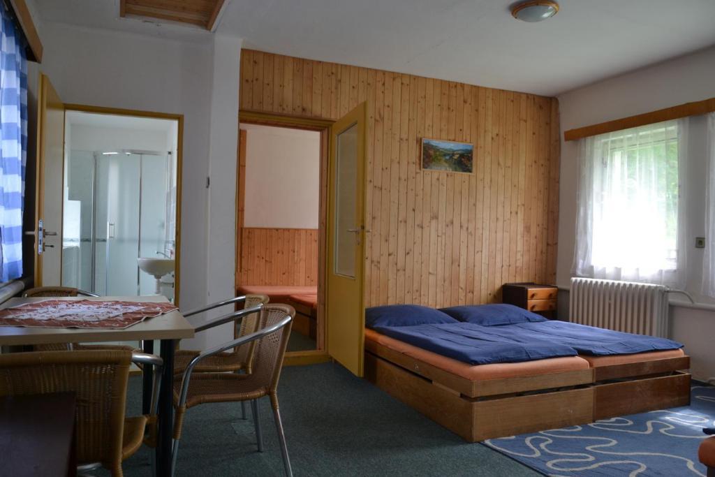 Hostel Fortuna Špindlerŭv Mlýn Rom bilde